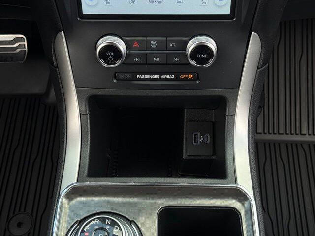 2024 Ford Edge ST-Line