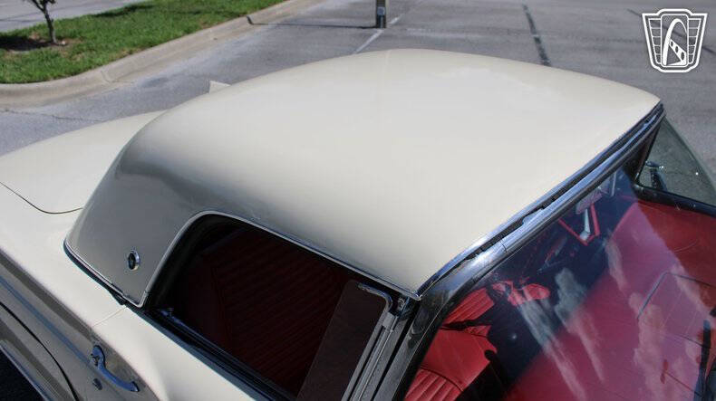 1957 Ford Thunderbird