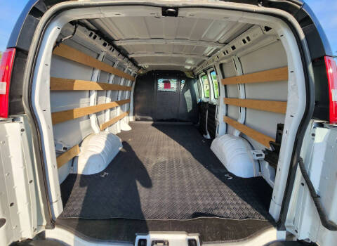 2023 Chevrolet Express 2500