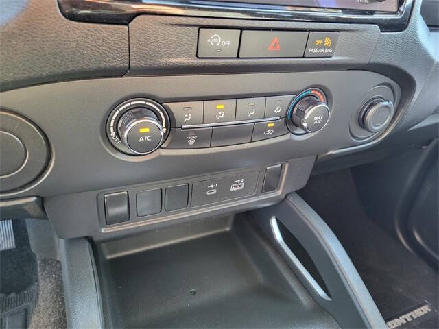 2023 Nissan Frontier SV