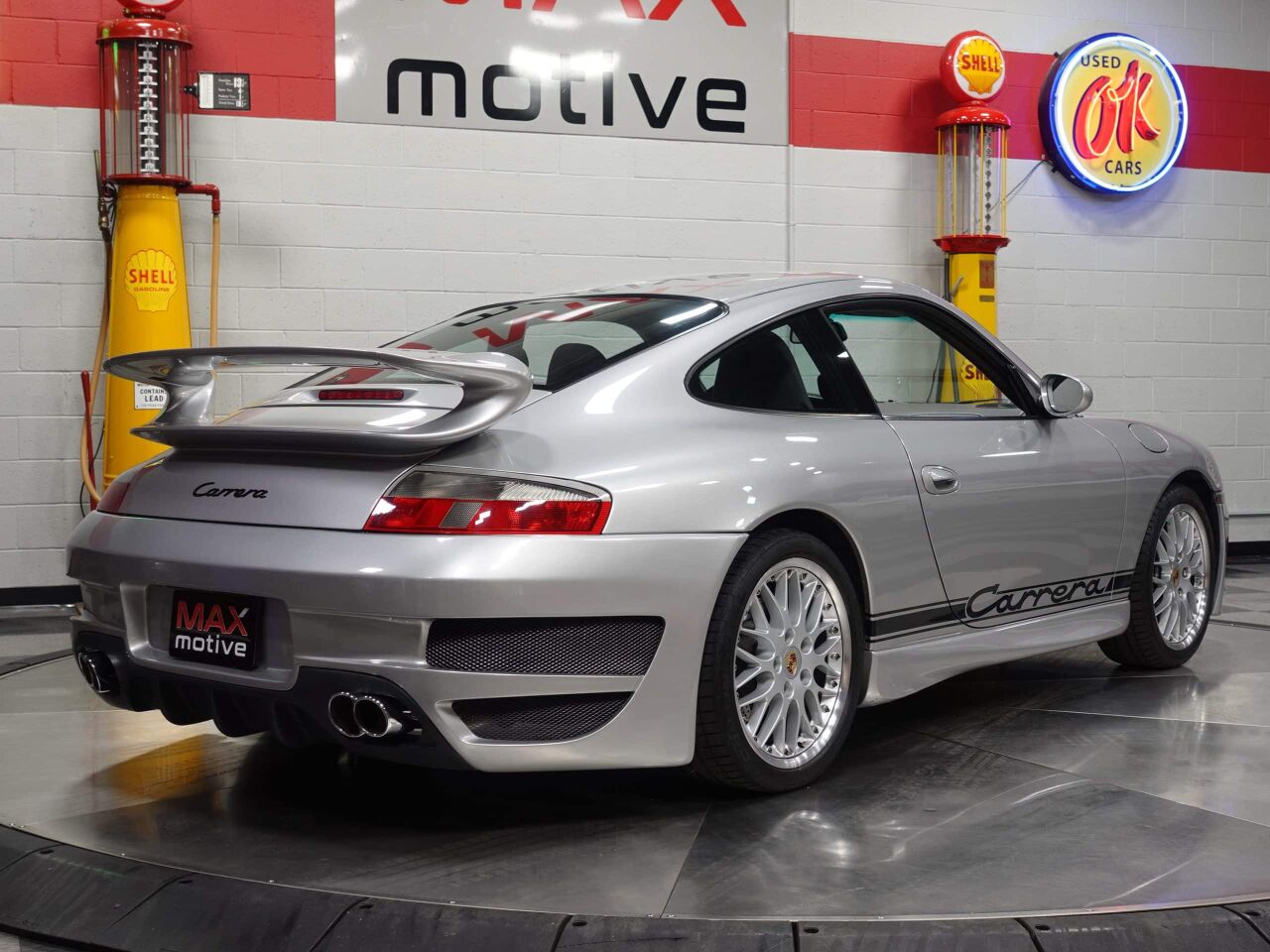2001 Porsche 911 46