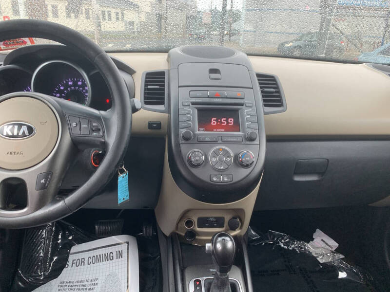 2013 Kia Soul +