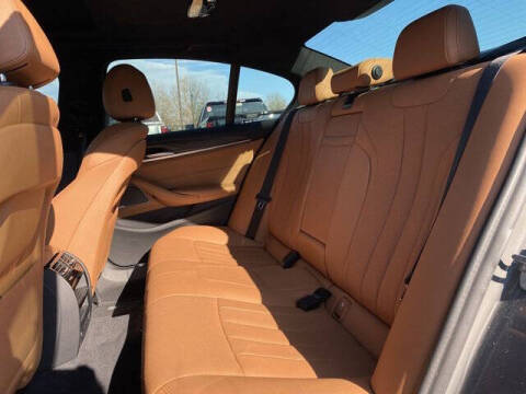 2022 BMW 5 Series 530e