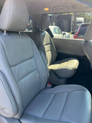 2015 Toyota Sienna Limited 7-Passenger