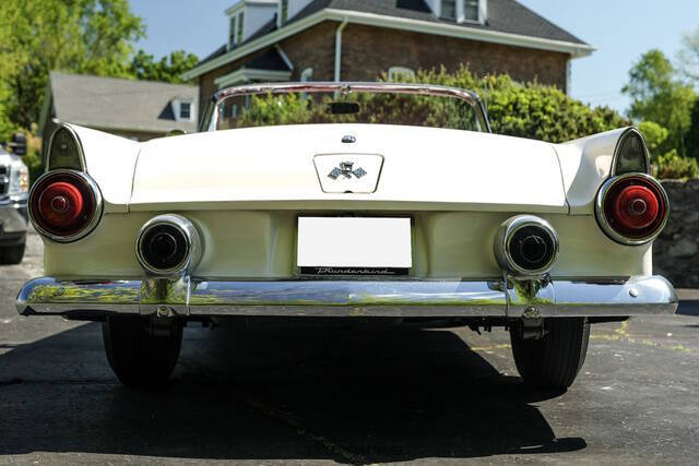 1955 Ford Thunderbird