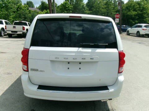 2016 Dodge Grand Caravan SE