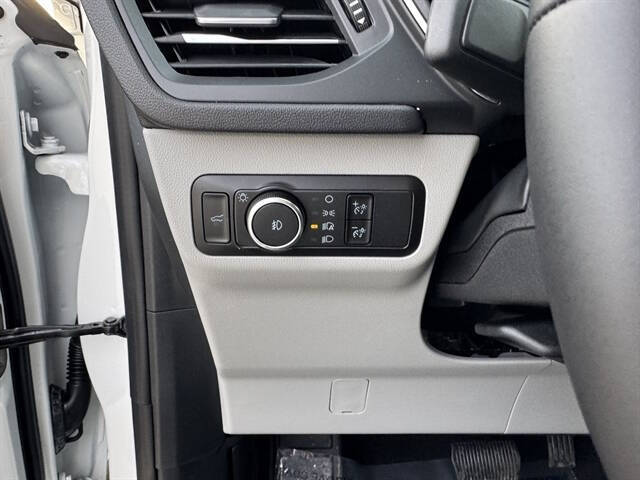 2026 Ford Escape Platinum