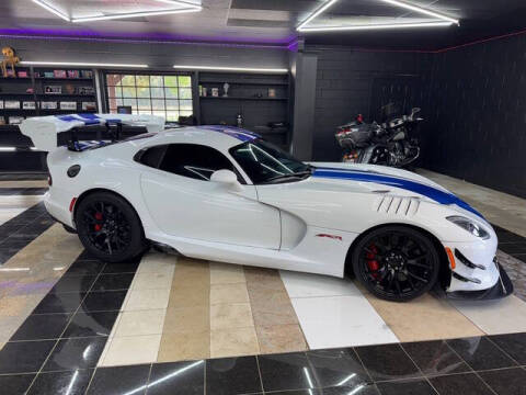 2016 Dodge Viper GTC