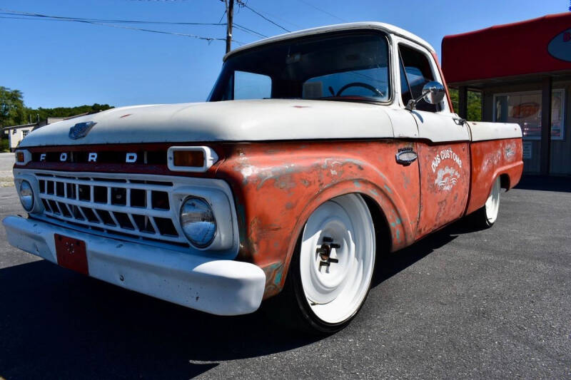 1965 Ford F-100