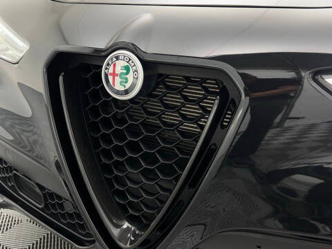 2022 Alfa Romeo Stelvio Veloce