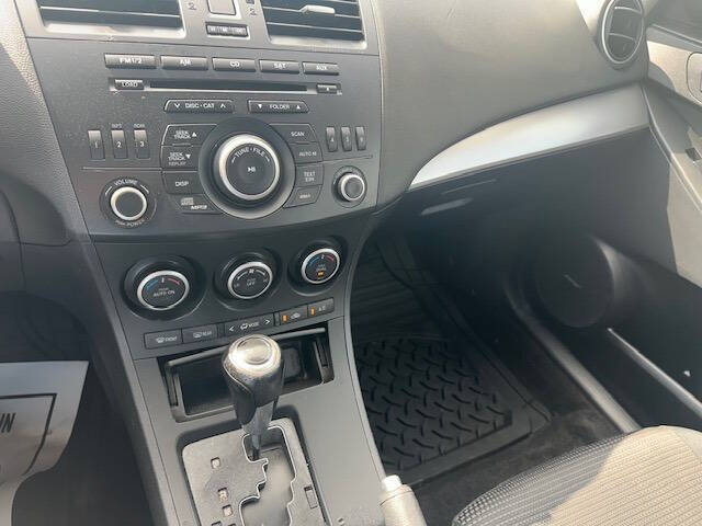 2013 Mazda MAZDA3 i Touring