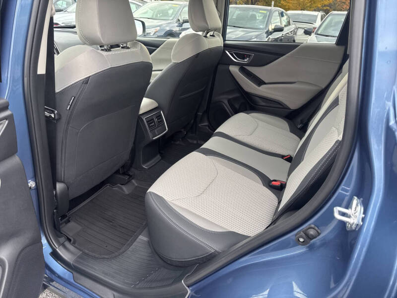 2024 Subaru Forester Premium