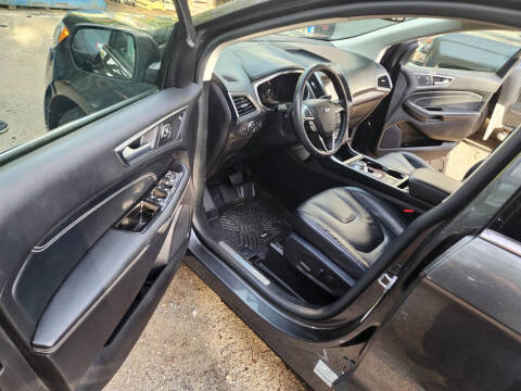 2020 Ford Edge Titanium