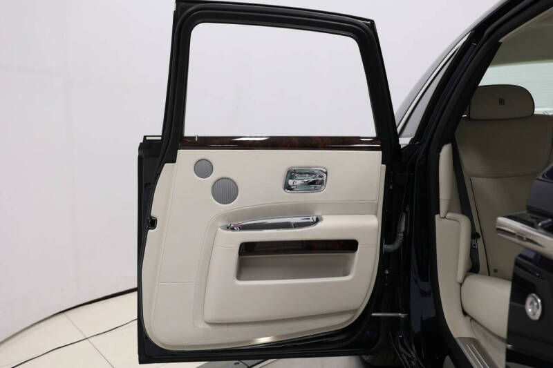 2016 Rolls-Royce Ghost