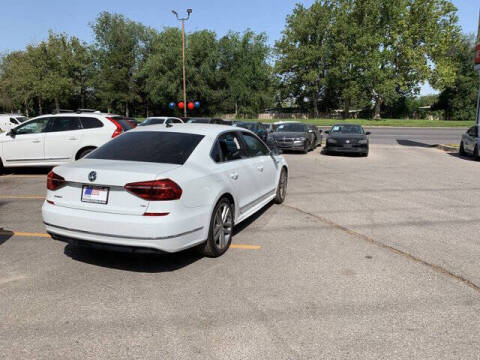 2017 Volkswagen Passat 1.8T R-Line