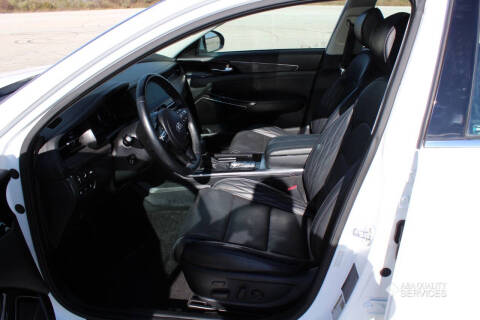 2020 Kia Cadenza Limited