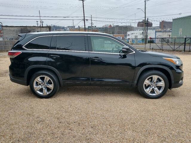 2016 Toyota Highlander