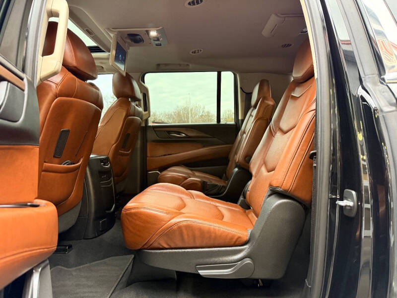 2018 Cadillac Escalade ESV Premium Luxury