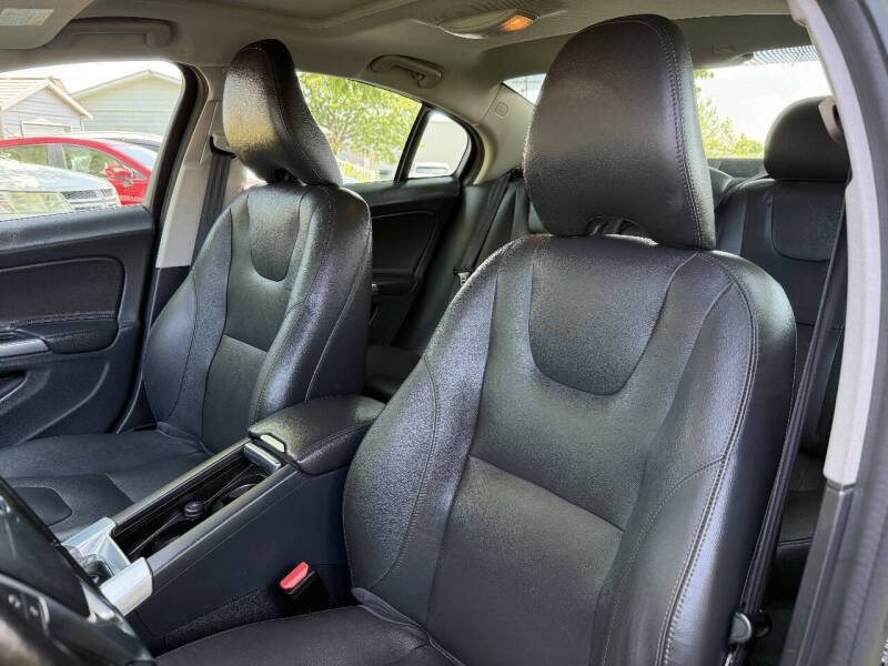 2016 Volvo S60 T5 Drive-E Premier