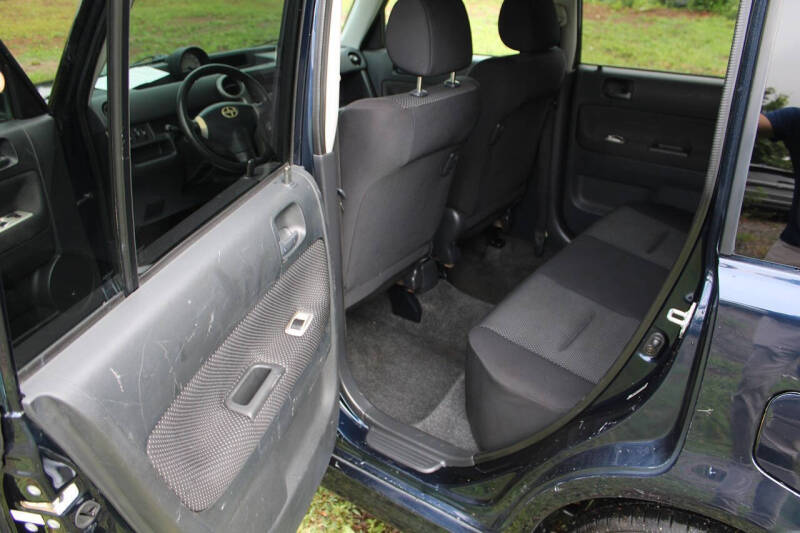 2005 Scion xB