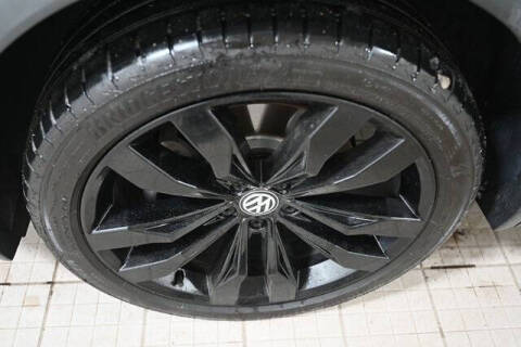 2021 Volkswagen Tiguan SE R-Line Black