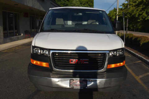 2017 GMC Savana 2500