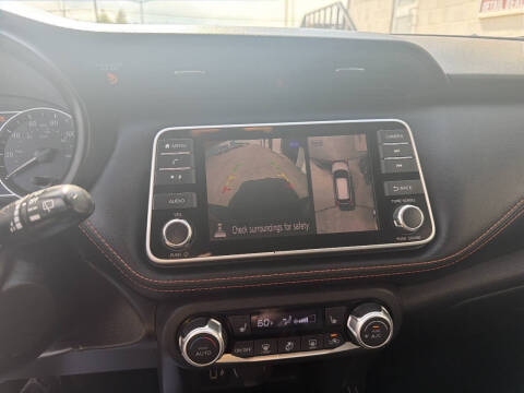 2019 Nissan Kicks SR
