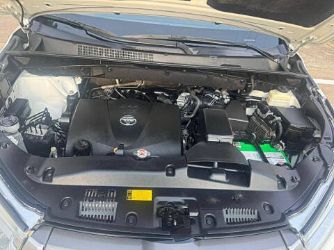 2018 Toyota Highlander LE Plus