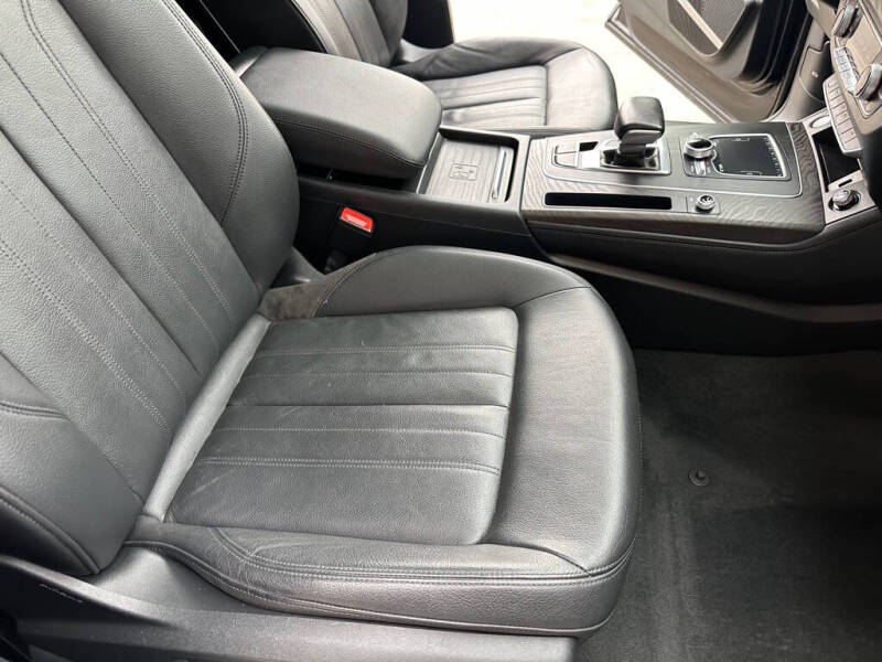 2020 Audi Q5 quattro Prestige 45 TFSI