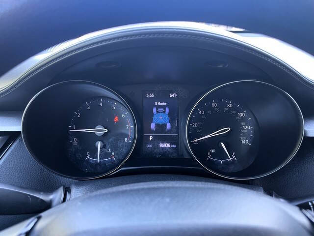 2020 Toyota C-HR XLE