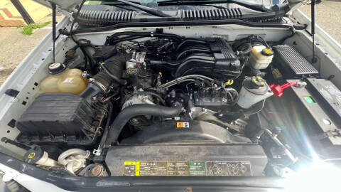 2005 Ford Explorer XLT