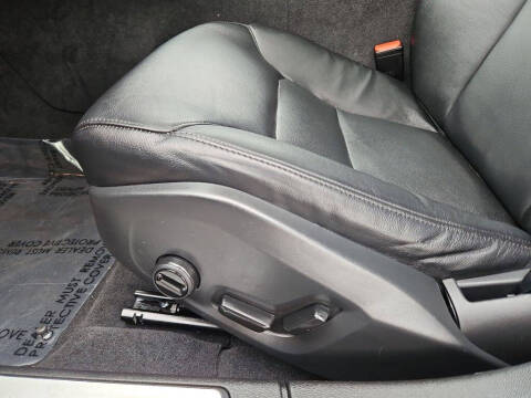 2024 Volvo S60 B5 Core Dark Theme