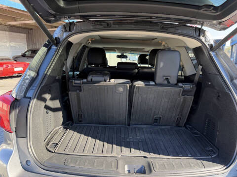 2019 Nissan Pathfinder SL