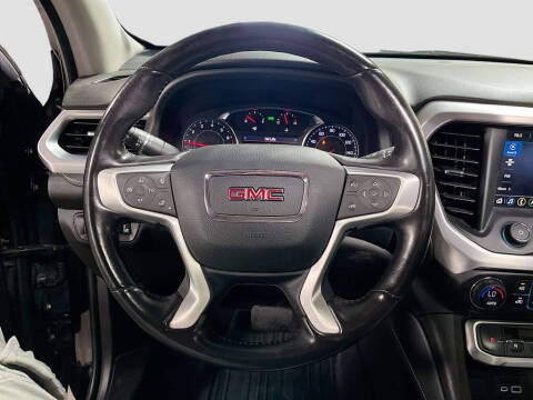 2022 GMC Acadia SLT