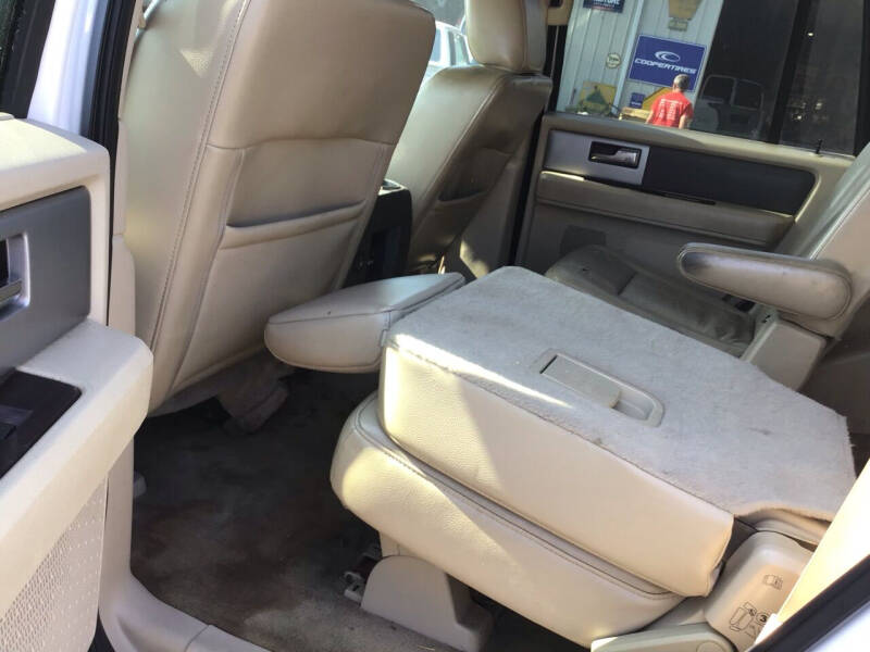 2011 Ford Expedition XLT