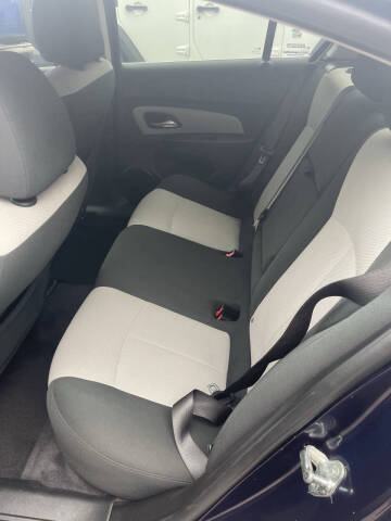 2011 Chevrolet Cruze LS