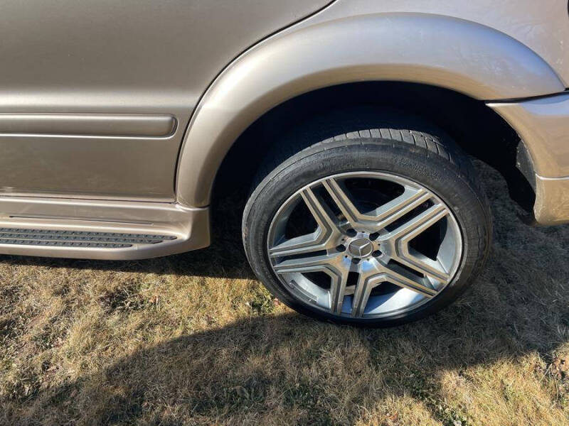 2002 Mercedes-Benz M-Class ML 320