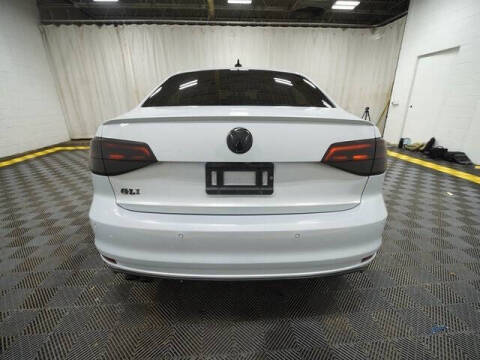 2017 Volkswagen Jetta 2.0T GLI