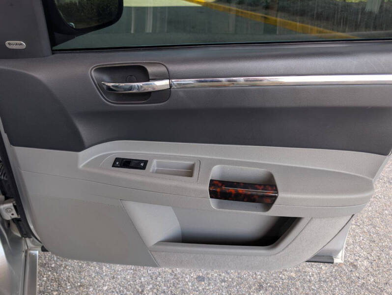 2006 Chrysler 300 C