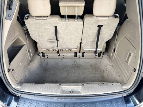 2013 Chrysler Town and Country Touring