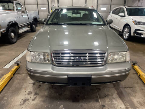 2003 Ford Crown Victoria