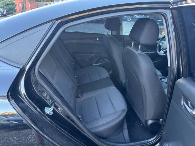 2022 Hyundai Accent SE