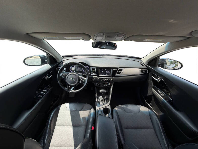 2017 Kia Niro EX