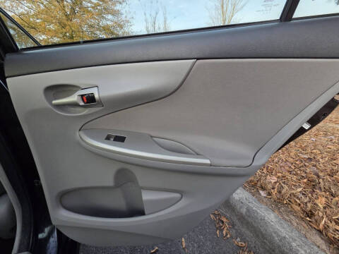 2012 Toyota Corolla LE