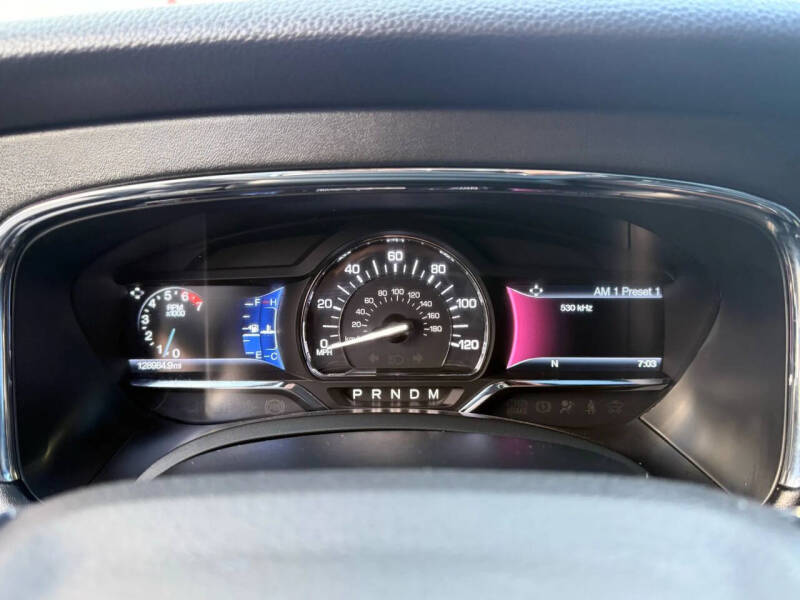 2016 Lincoln Navigator Select