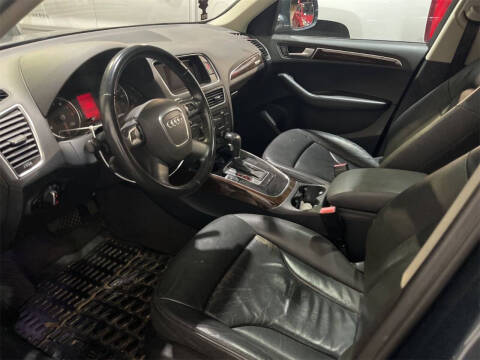2011 Audi Q5 2.0T quattro Premium