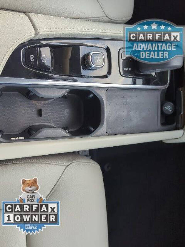 2022 Volvo XC90 Recharge T8 Inscription Expression 7P