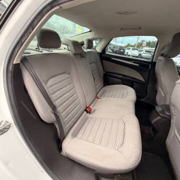 2016 Ford Fusion S