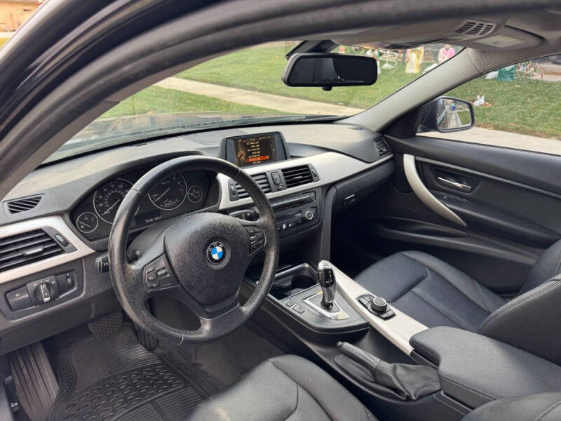 2015 BMW 3 Series 320i photo 12