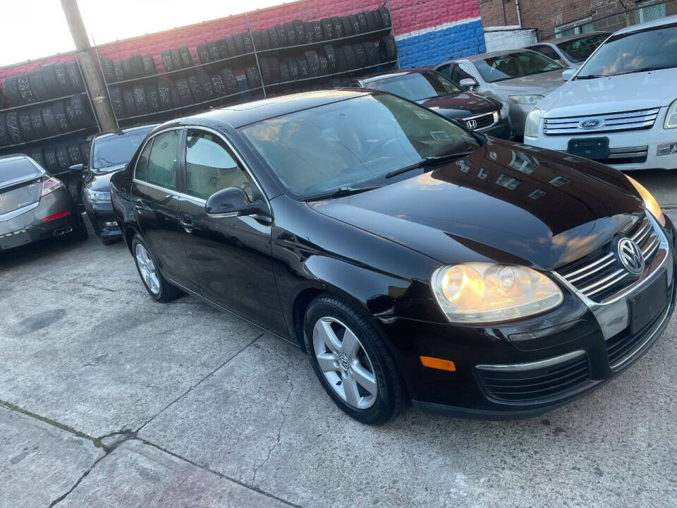 2009 Volkswagen Jetta for sale at Universal Motors Dba Speed Wash And Tires in Paterson, NJ